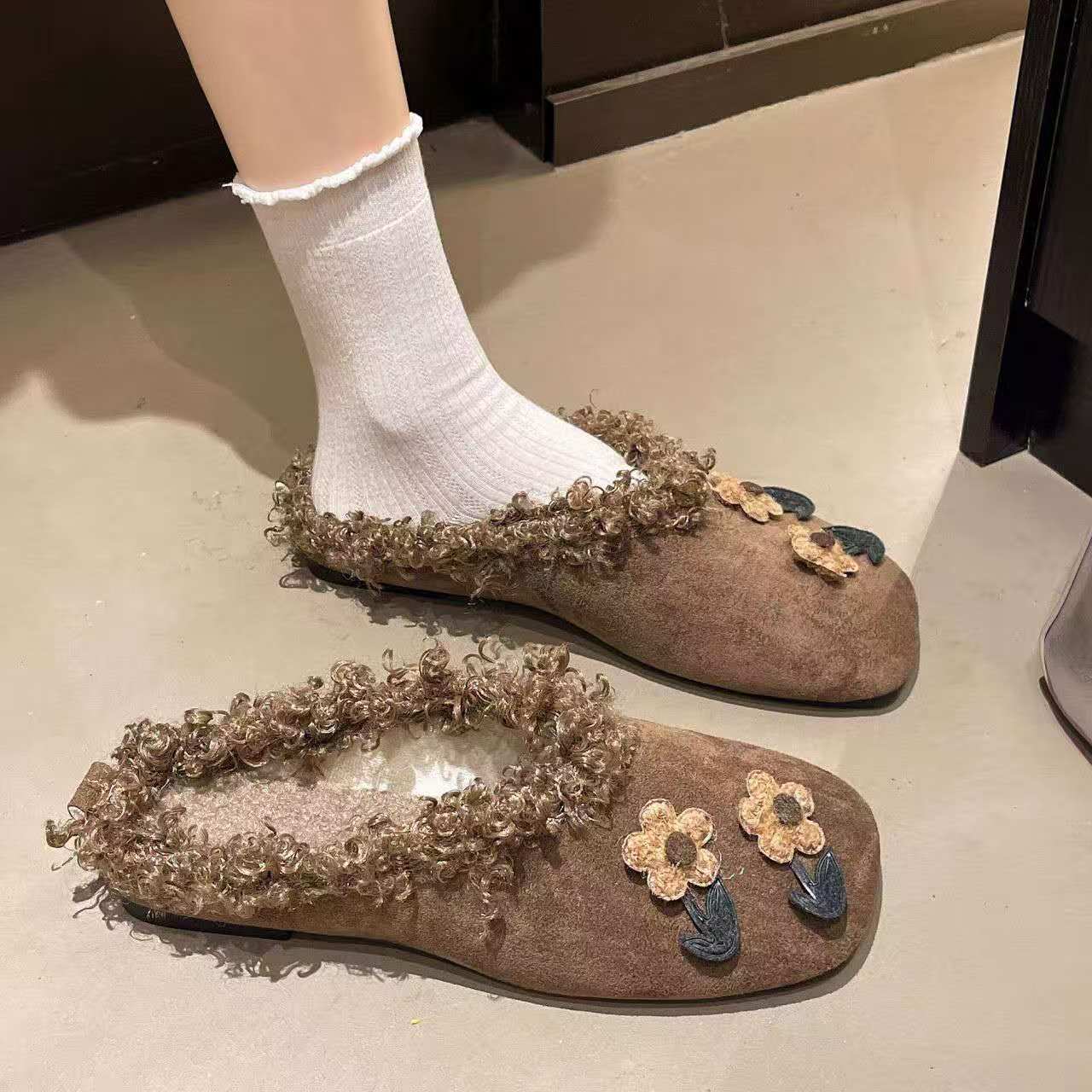 Women'S Shoes Hands Free - 2026年秋冬 フラットプラッシュスリッパ、ファッショナブルでユニークなデザイン、快適で滑り止め、軽量、綿底スリッパ