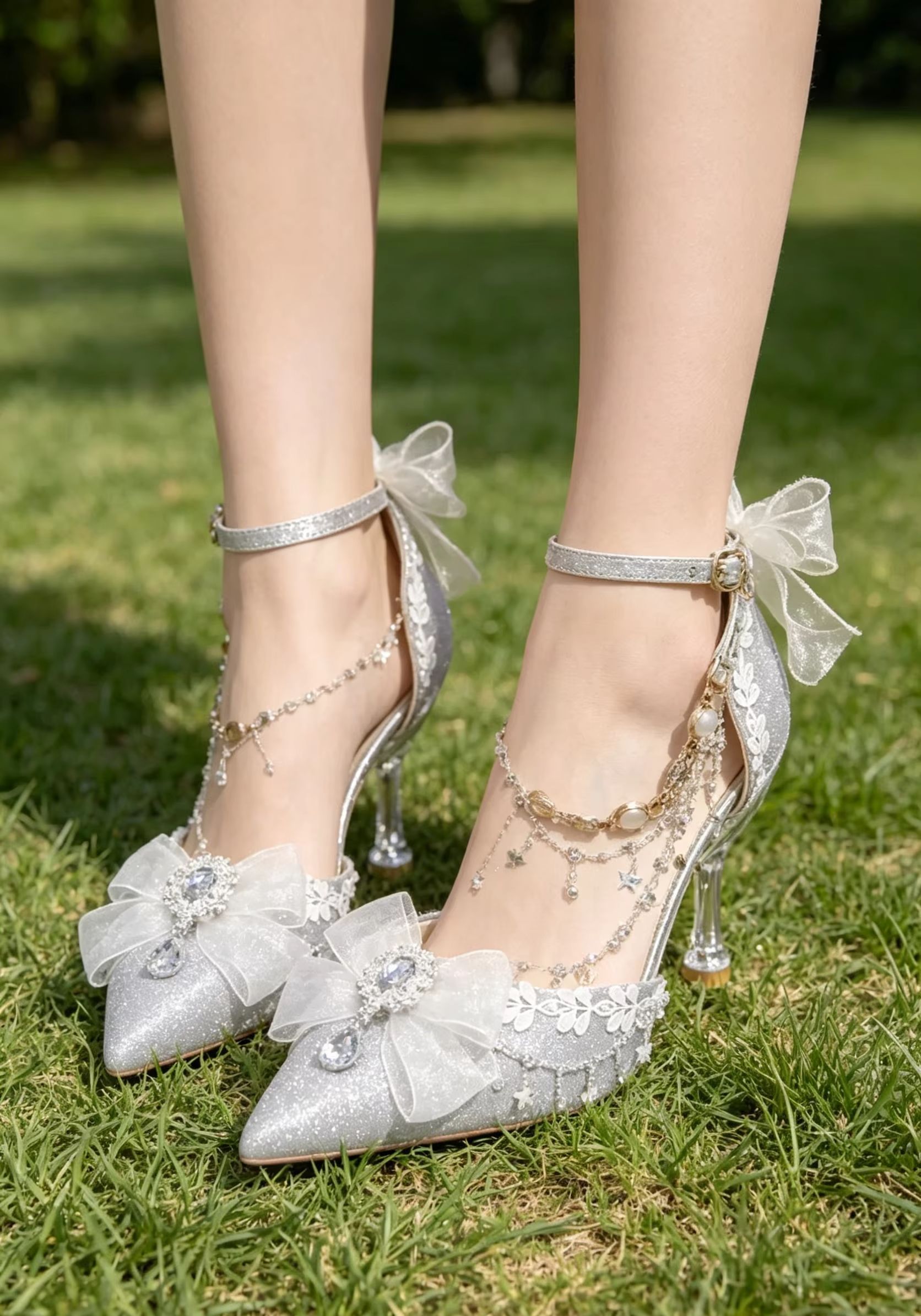 Rhinestone Sandal Women - シルバーグリッターウェディングブライダルハイヒール女性用ポインテッドトゥボウラインストーンパールアンクルストラップスティレットエレガントパーティーバンケットプロム