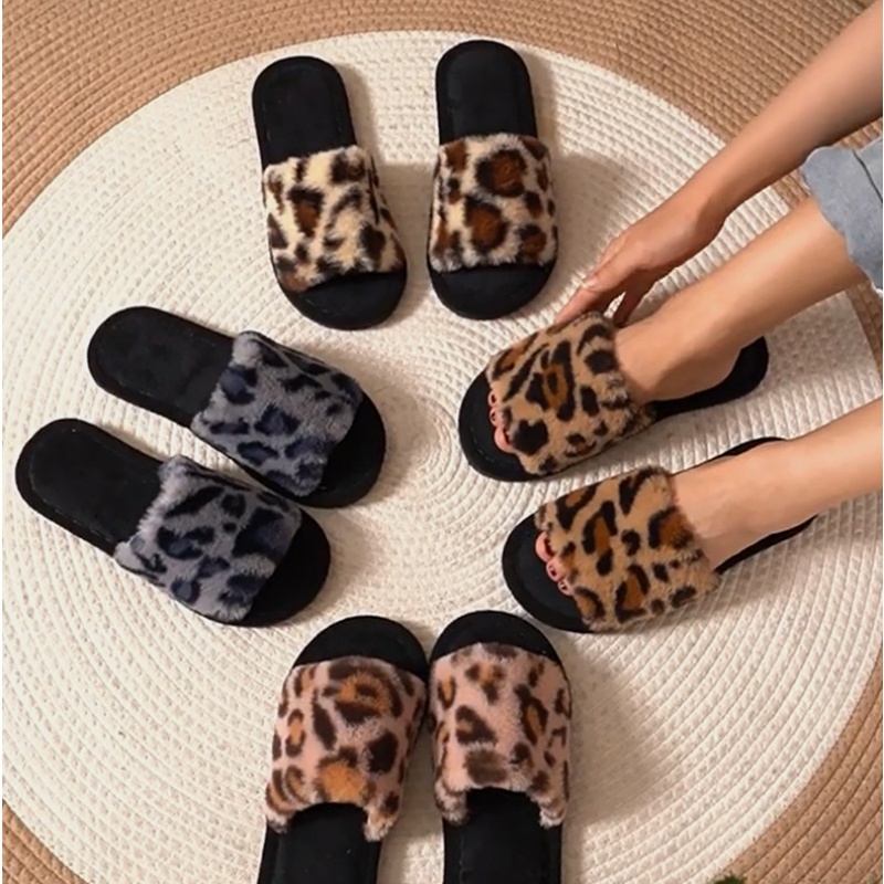 Women Shoes For Winter - 2025年冬用 暖かいふわふわのレオパード柄スリッパ レディース 軽量フラットヒール ファーサンダル カップル向け