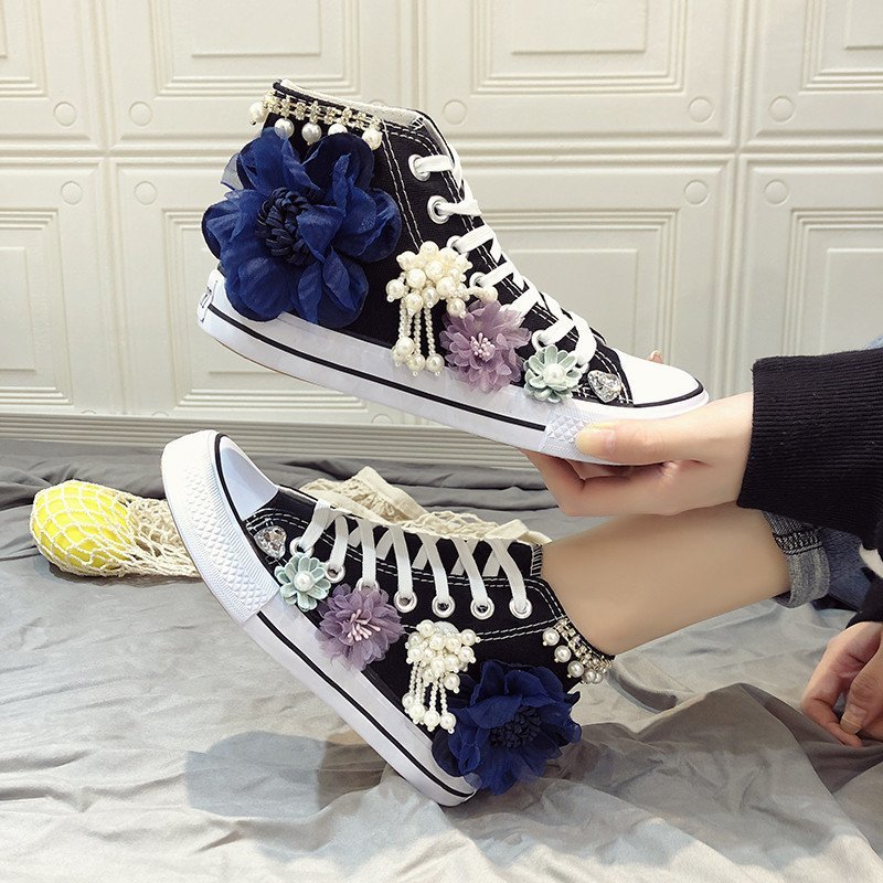 Women'S Shoes Hands Free - 春の新作ハイカットキャンバスシューズ女性のための手作りフラワーパール学生ファッションカジュアルシューズレディーススニーカー