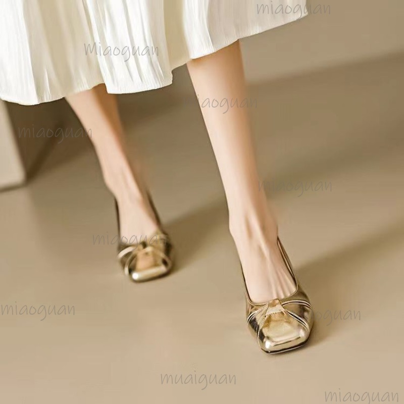 カバートゥローヒールパンプス レディース サンダル ゴールド - Shoes Women Pumps のレビューと価格