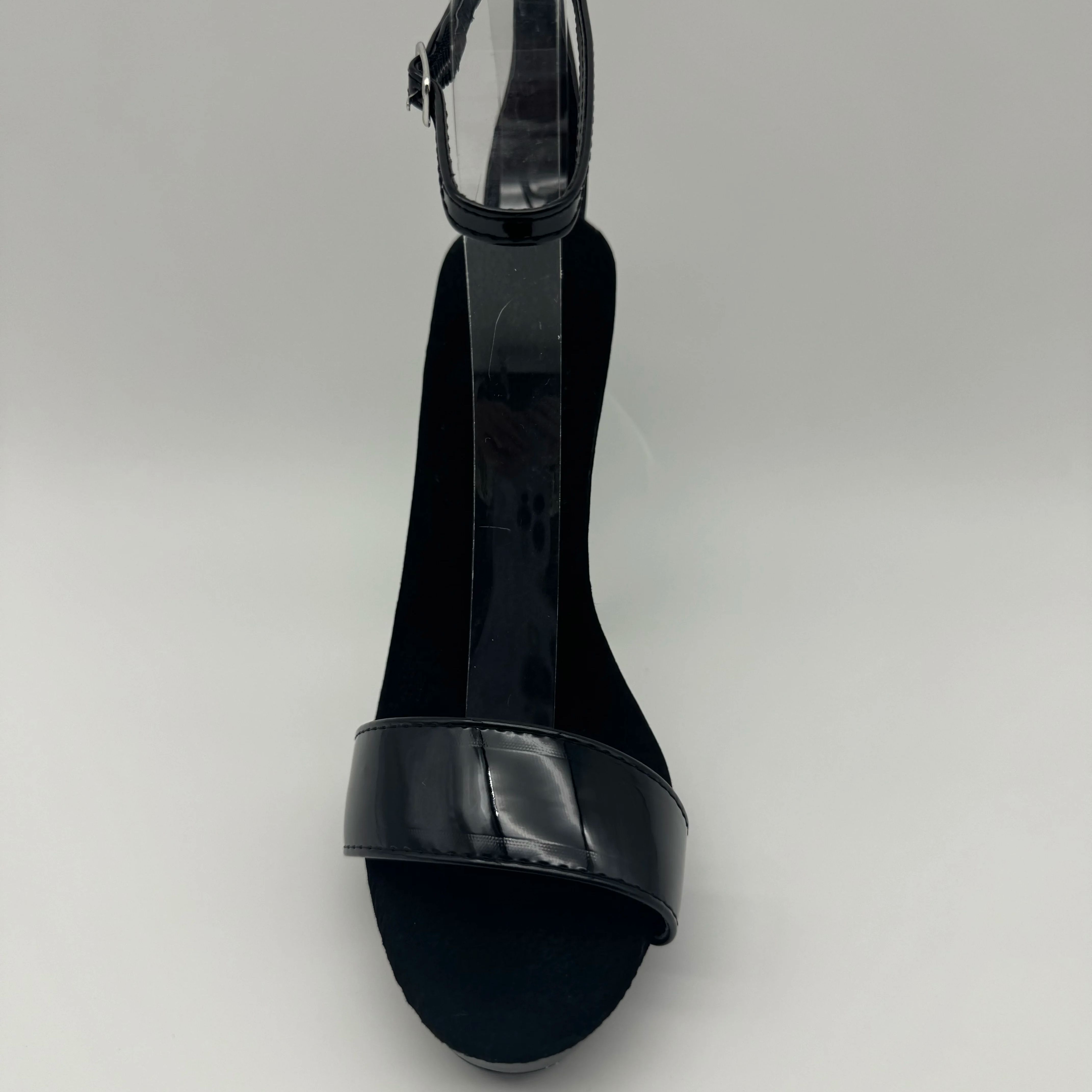 ブラック パテント スティレット 13cm - 幅広ストラッ - Wide Fit Heels のレビューと価格