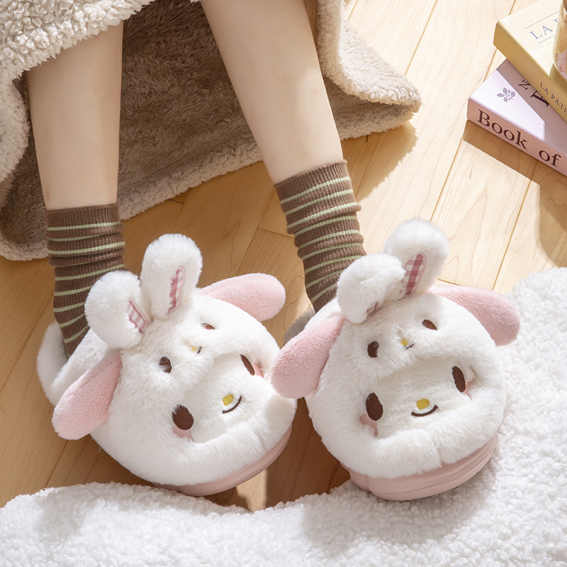 漫画ハローキティ女性用ぬいぐるみスリッパ暖かい新作シナモロー - Women Shoes For Winter のレビューと価格