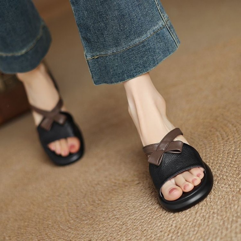 女性用ミュールチャンキーヒールサンダル、ミニマリストオープン - Women Shoes Model のレビューと価格