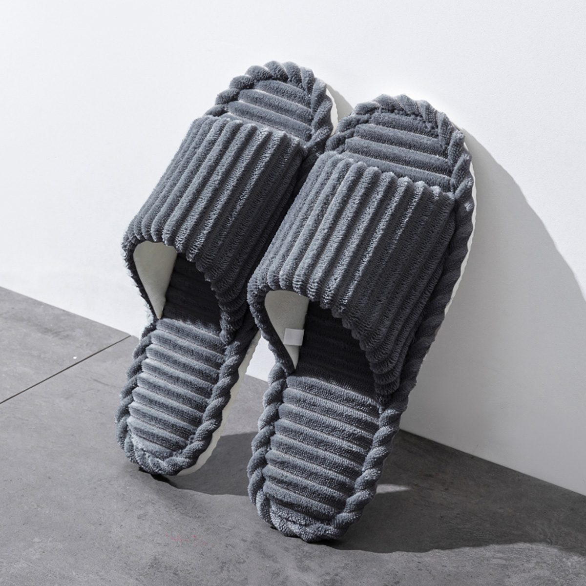 女性用オープントゥ通気性ハウススリッパ、滑り止め屋内フラット - Women Shoes For Winter のレビューと価格