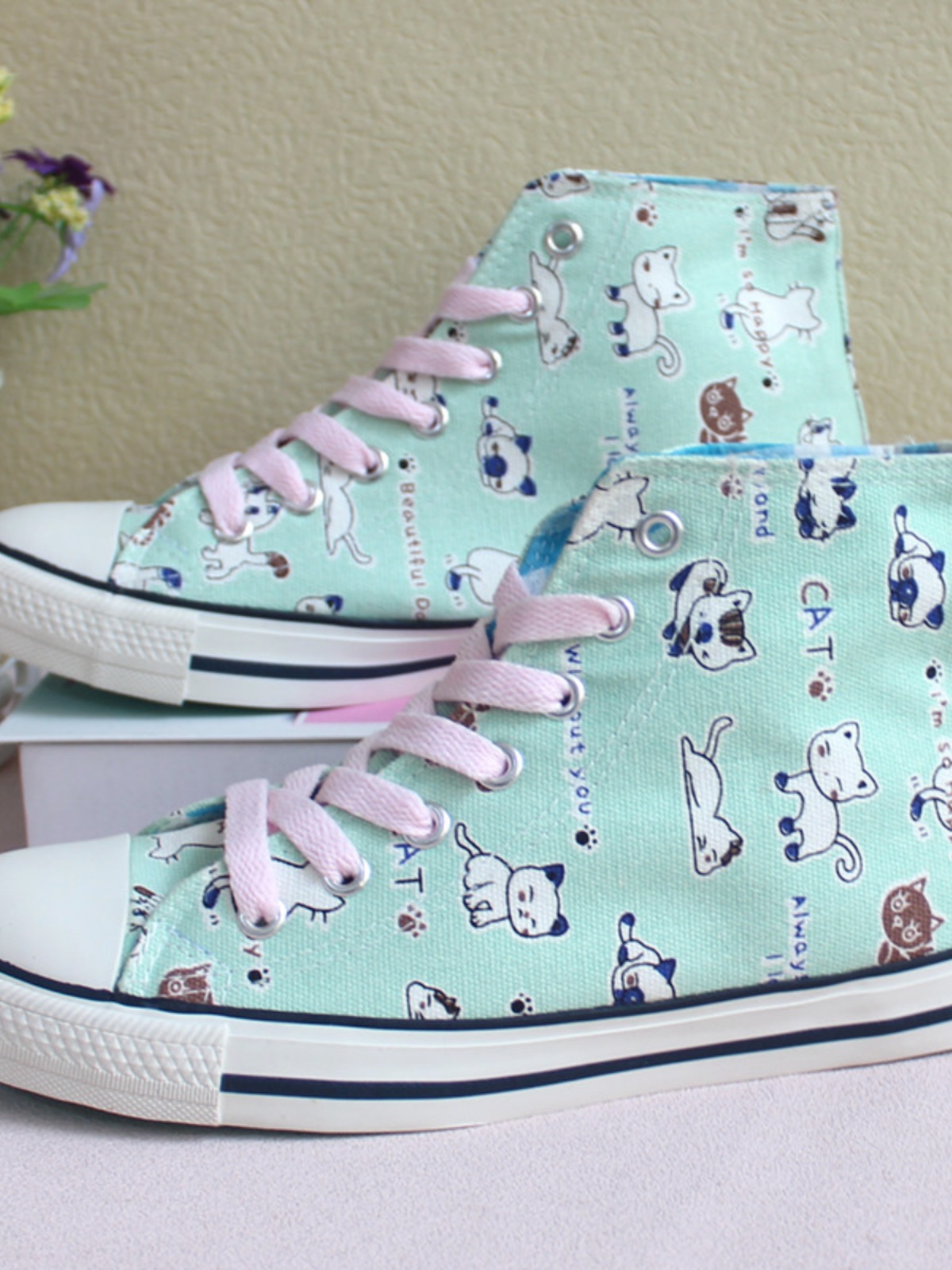 漫画風手描きニューハイカットキャンバスシューズ レディース  - Women'S Shoes Hands Free のレビューと価格