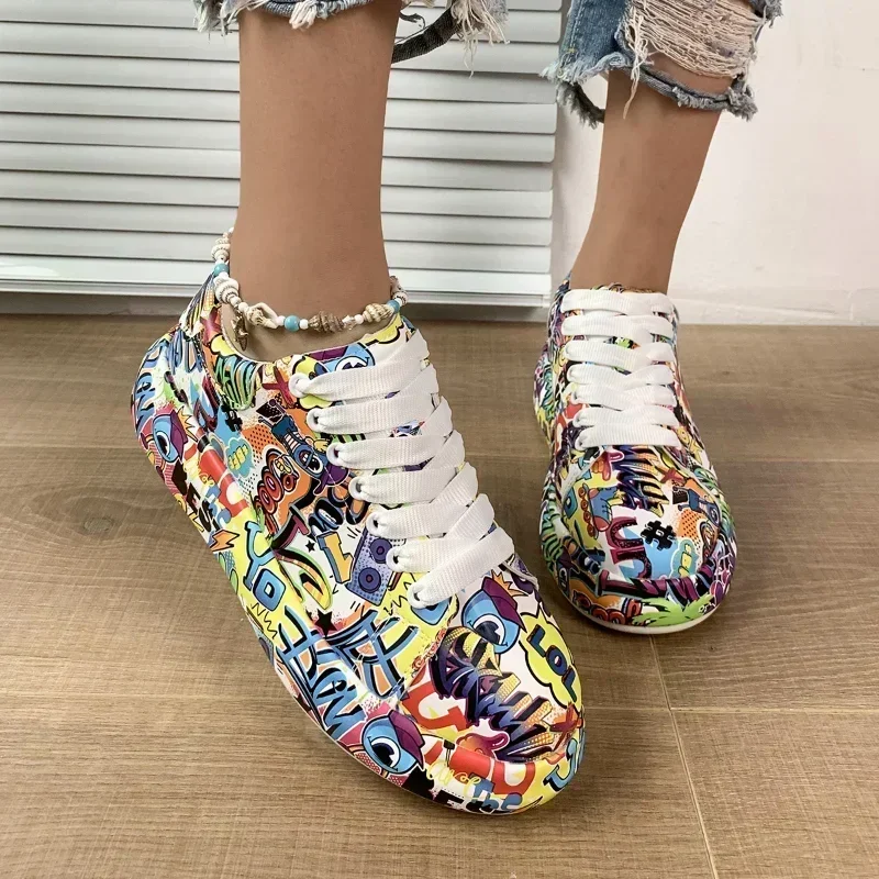 女性用の厚底スポーツシューズ,グラフィティデザインの女性用ス - Women'S Shoes Hands Free のレビューと価格