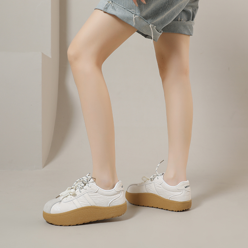 女性のファッションカジュアルスニーカープラットフォーム厚底レ - Women'S Shoes Size 40 In Us のレビューと価格