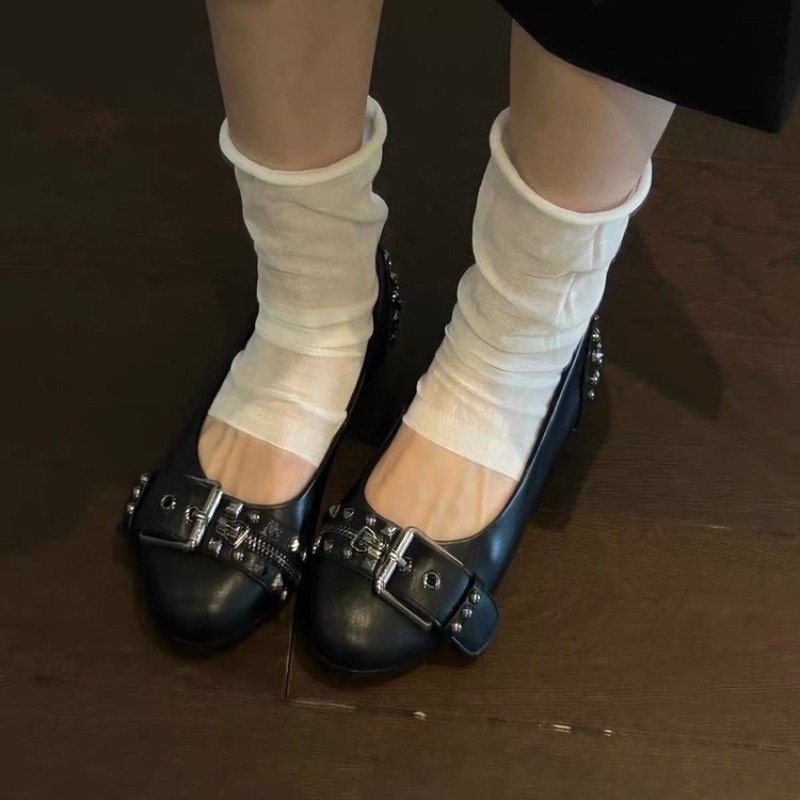 ボルトラウンドヘッドシングルシューズレディースレザーバックル - Shoes Women Pumps のレビューと価格