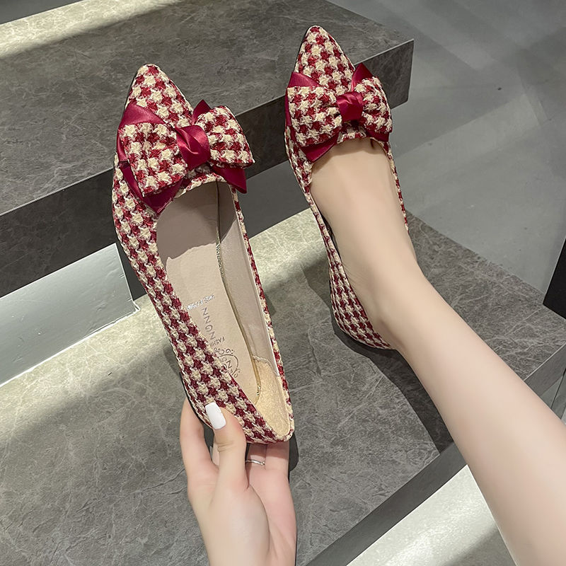 ポインテッドトゥのリボン付き可愛いレディースシューズ 202 - Women Shoes Quick Delivery のレビューと価格