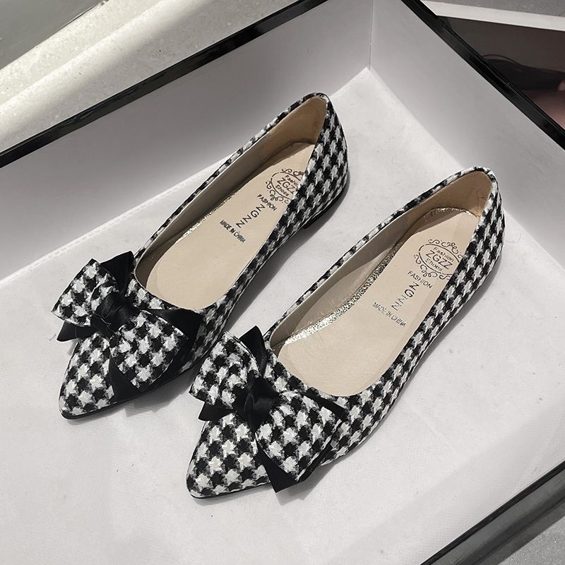 ポインテッドトゥのリボン付き可愛いレディースシューズ 202 - Women Shoes Quick Delivery のレビューと価格