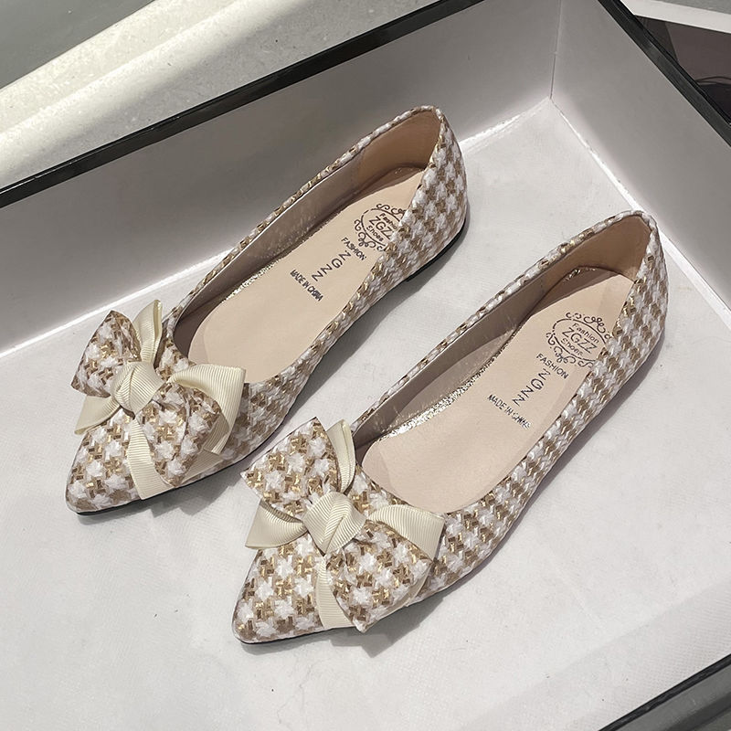 ポインテッドトゥのリボン付き可愛いレディースシューズ 202 - Women Shoes Quick Delivery のレビューと価格