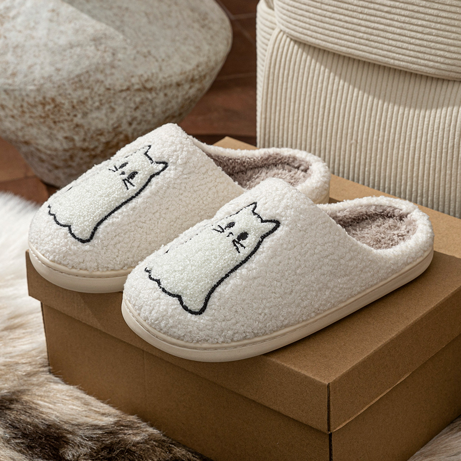 ファッションキュートライン猫絶妙な女性のスリッパ刺繍冬屋内暖 - Women Shoes For Winter のレビューと価格