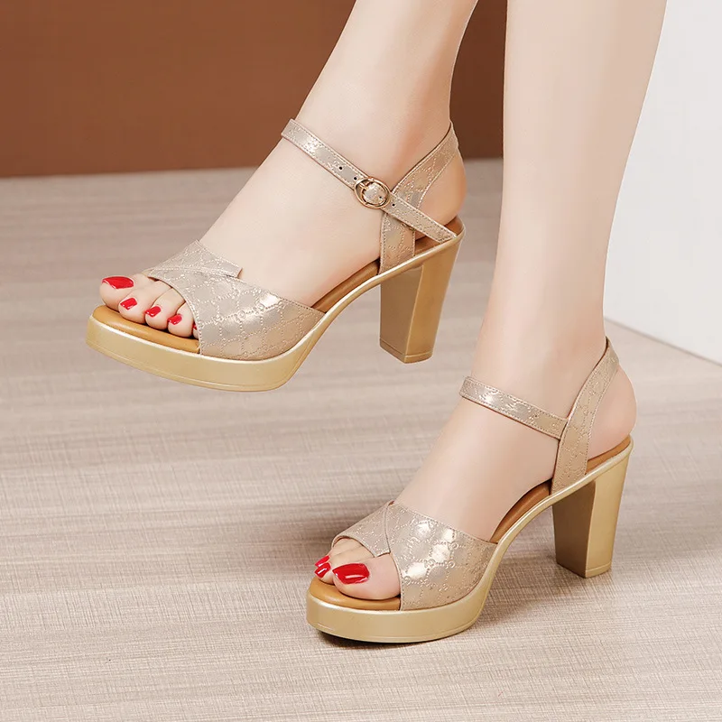 8cmの小さめサイズ（32-43）エレガントな厚底プラットフ - Women Shoes Model のレビューと価格