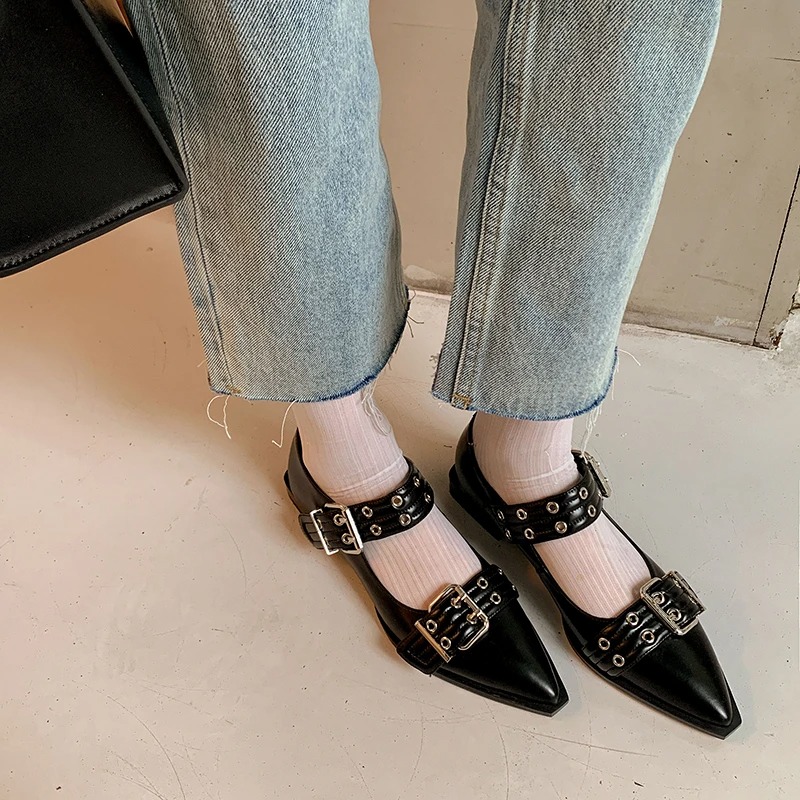 女性の靴デザイナーの高級ローヒールパンプスバックルファッショ - Shoes For Women Flats のレビューと価格