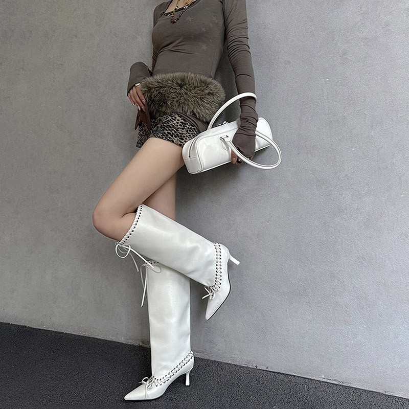 ファッショナブルで多用途なホットガール向けポインテッドトゥレ - Wide Fit Heels のレビューと価格