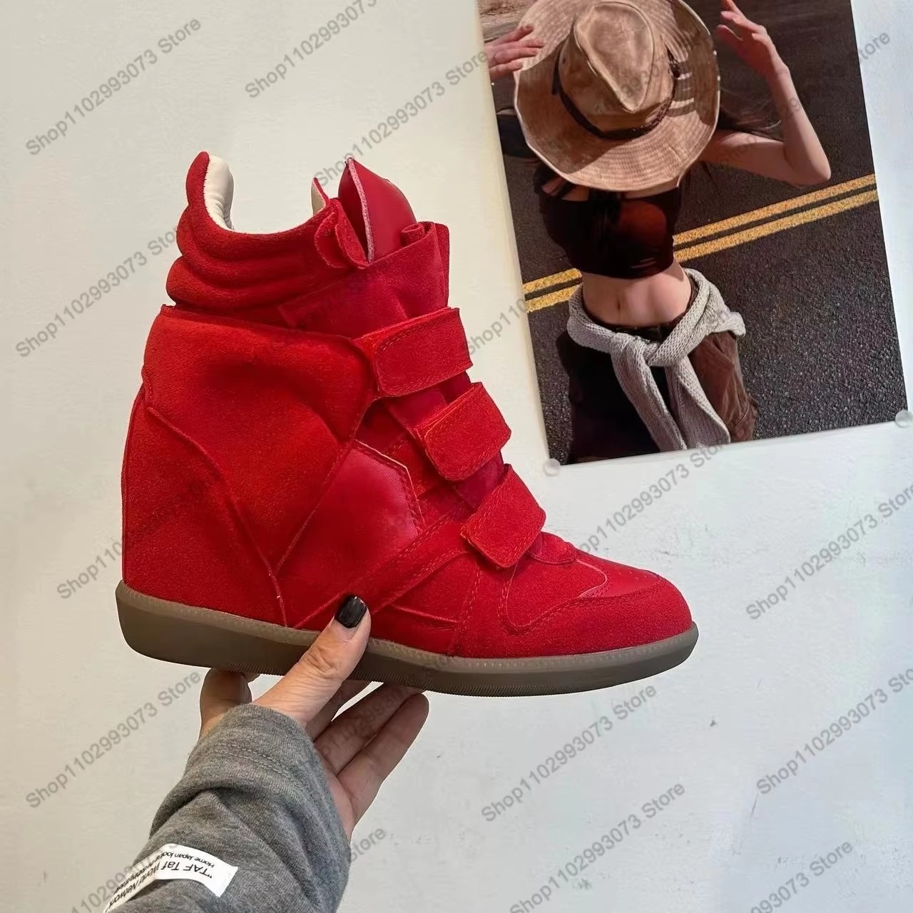 女性用隠しウェッジヒールハイカットスニーカー、スエードレザー - Suede Ankle Boot のレビューと価格
