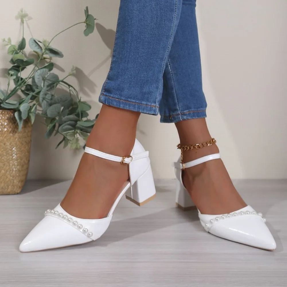 レディース ポインテッドトゥ ブロックヒール カットアウト  - Rhinestone Sandal Women のレビューと価格